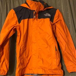 Boys North Face windbreaker/raincoat